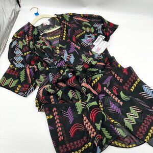 New With Tags LuLaRoe Shirley Chiffon kimono Medium (10-18)